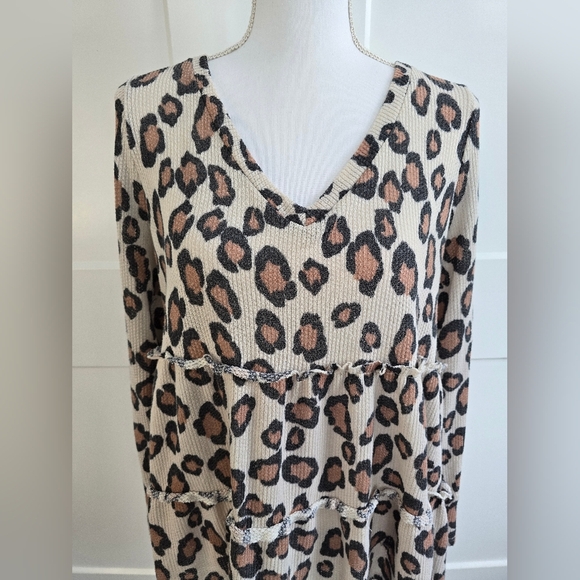 Sew In Love Leopard Print V-Neck Sweater - Picture 2 of 8